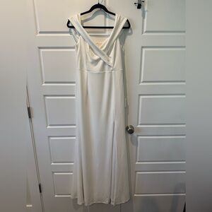 NWT LULU’s White Maxi Wedding Formal Dress Off the Shoulder Glamour Slit Large